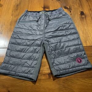 Little Donkey Andy Womens Grey Puffer Insulated Bermuda Biker Shorts Size Medium